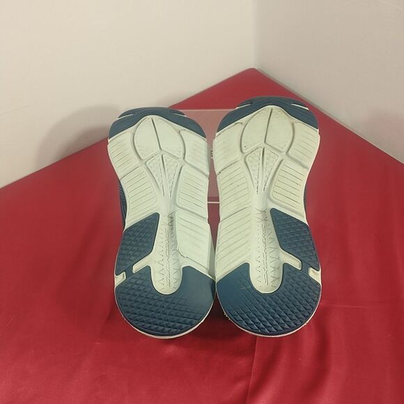 Skechers Max Cushioning Slip On Advantageous Mens 11 Navy Running Shoes. - Picture 7 of 9